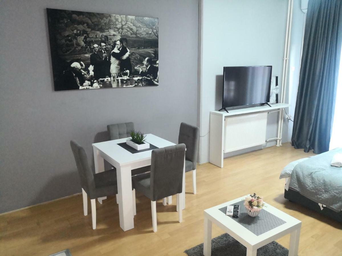 Contemporary Residence Ni Eksteriør bilde